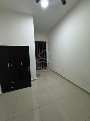 Room for Rent in Tiara Sendayan! Nearby to 5min to Sendyn tech valley 1
