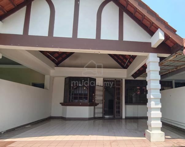 Taman Rinting 1.5 Storey House for RENT DISEWA Masai ria sierra 1