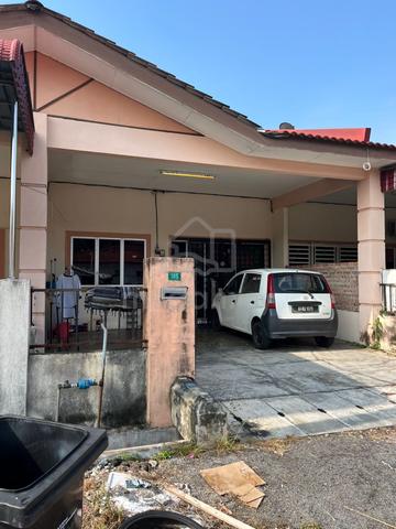 Rumah Teres Setingkat Taman Gemilang Seri Iskandar 1