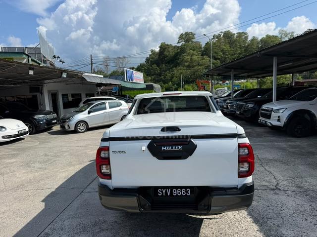 2022 Toyota HILUX 2.8 ROGUE (A) - 4