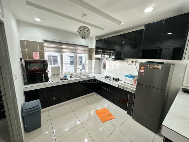 Simfoni Perdana Townhouse @ Puncak Alam Fully Furnished 1