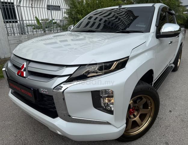 2021 Mitsubishi TRITON 2.4 VGT PREMIUM (A) Low Mil - 1