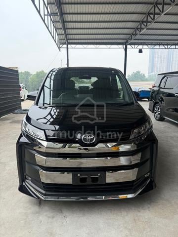2022 Toyota NOAH 2.0 S-Z - 2