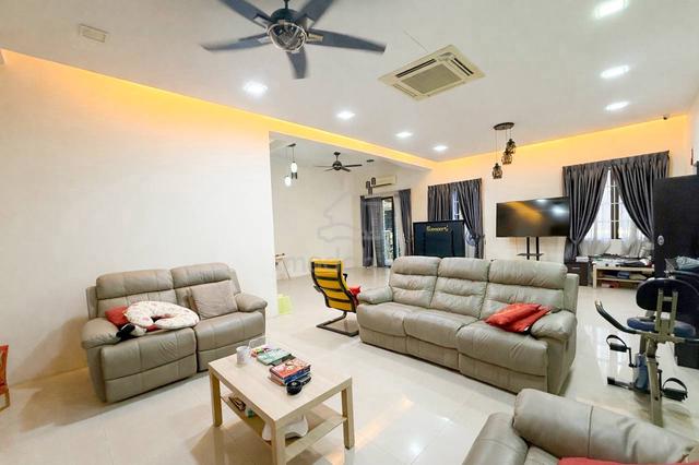 Semi D + Partial Furnish + 40'x80' Semi-D Bandar Nusaputra, Puchong 1