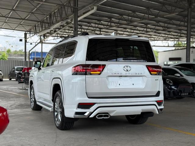 2024 Toyota LANDCRUISER 3.3 ZX DIESEL 5STR 6A 2K - 2