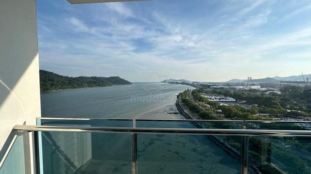 Queens Residences Q1 @ Queens Waterfront 1