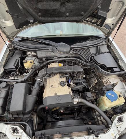2000 Mercedes Benz E200 ELEGANCE (CKD) 2.0 (A) - 5