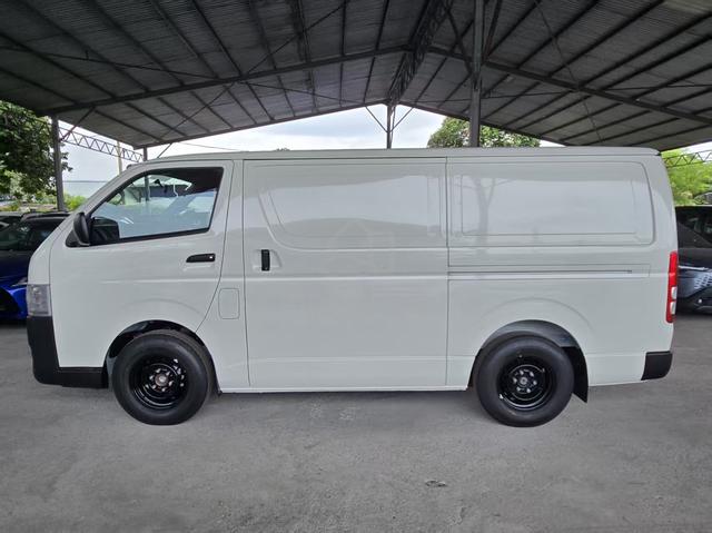 2026 Toyota HIACE 3.0 PANEL VAN (M)(NEW) - 5