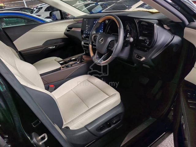 2023 Lexus RX 350 Version L 6,000km Grade 5A S/R - 5