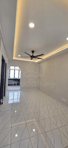 Rumah Pangsa Lobak 1