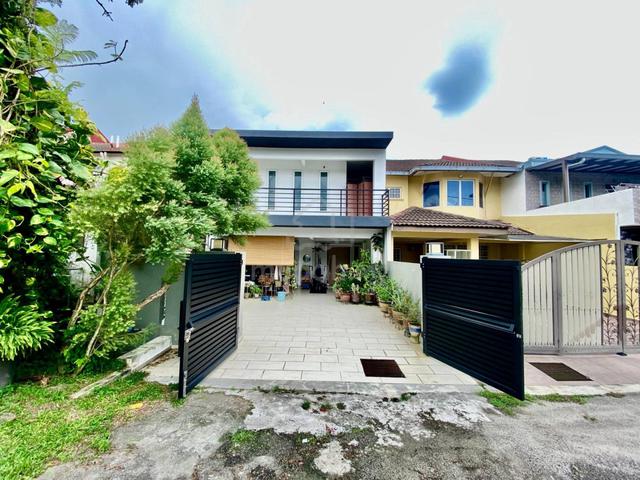 FULLY RENOVATED 2 Storey Terrace Taman Saujana Puchong, Puchong 1
