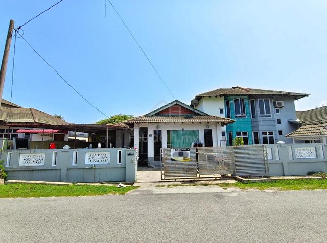 5km ke Bandar ๐Rumah SemiD 1ยฝ Tingkat di Taman Geliga Sakti kemaman 1