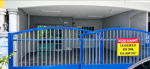 Rumah untuk dijual below market  1