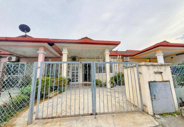 Single Storey Taman Saujana Puchong SP5, Puchong 1