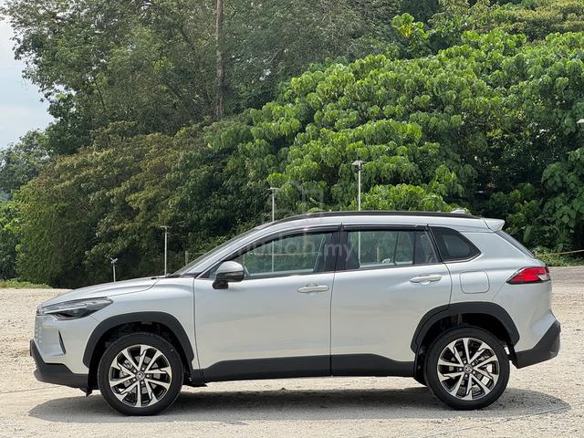 2025 Toyota COROLLA CROSS 1.8 V SUV (A) 1K MILEAGE - 3