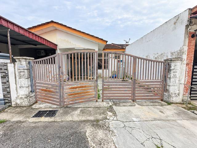 Single Storey Terrace, Taman Gadong Jaya, Labu, Negeri Sembilan 1