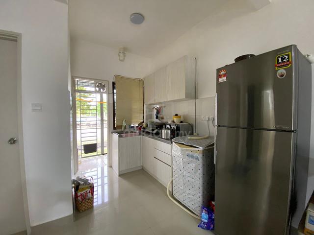 [RENT] Town House GF villa kesuma fully furnished 1