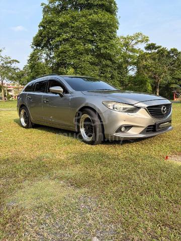 MAZDA 6 Grand Touring 2.5 SKYACTIV WAGON (2013)
- 1