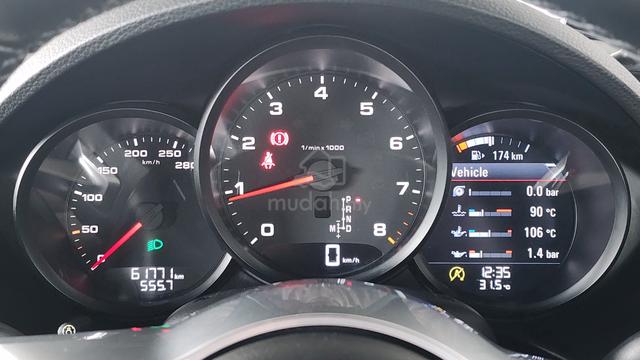 2018 Porsche 718 2.0 CAYMAN (A) S/Chrono Low Mil!! - 3