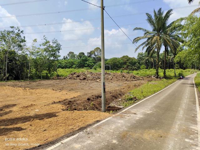 tanah tepi jln tar kg bangas 1