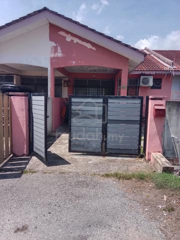 Rumah Teres Satu Tingkat Taman Politeknik Port Dickson Negeri Sembilan 1