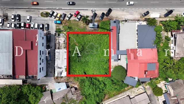 Tanah 4 Lot Menghadap Jalan Sultan Yahya Petra Untuk Dijual 1