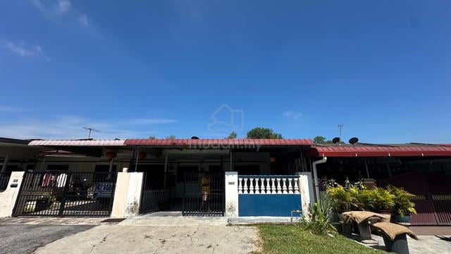 Gopeng Lawan kuda single storey terrace house for rent 1