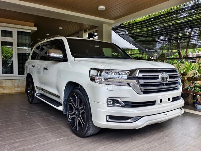 2016 /2019 Toyota LANDCRUISER 4.6 V8 ZX BRUNO CROS - 1