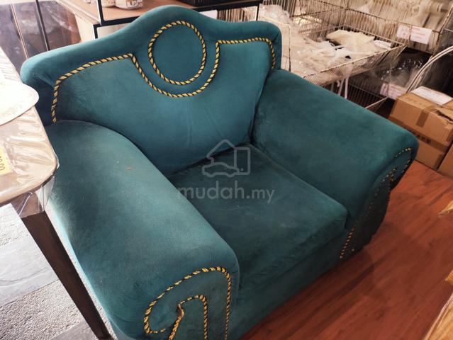 Carousel Image