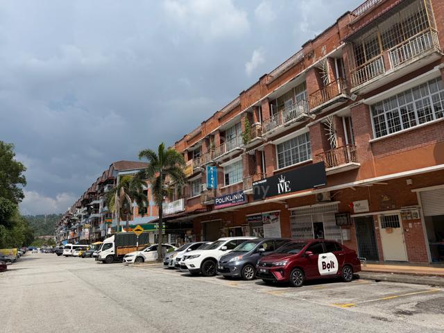 Ground Floor Shop Bandar Sungai Long SL11 1