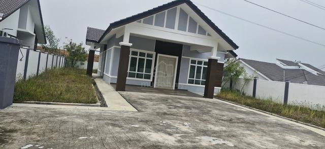 Banglo for Rent di Taman Bandar Senawang N9 1