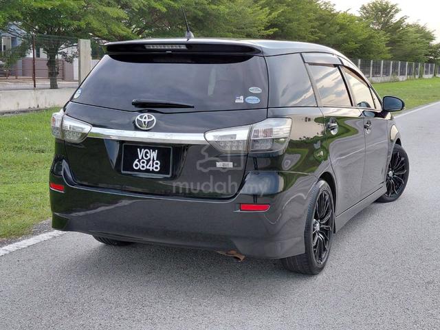 SiapTUKARNAMA CATBARU 2013 /17 Toyota WISH 1.8 (A) - 2