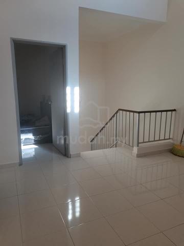Rumah Untuk Disewa 1