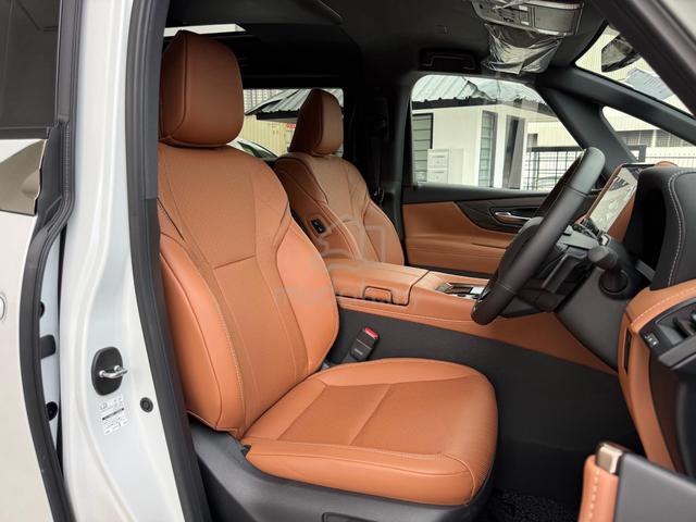 2025 UNREG Toyota Vellfire Z Premier /55km Grade 6 - 3