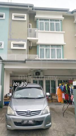 Bandar Puteri Kerongsang Cassava 2.5sty 22*75sqft Basic for sale 1