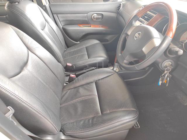Nissan GRAND LIVINA 1.8 (A) - 5