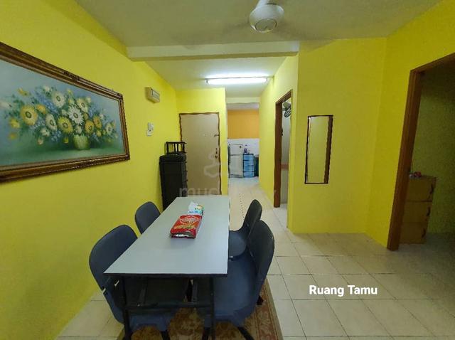 Fully Furnished Pusat Komersial Sek7 Shah Alam Selangor Room For Rent 1