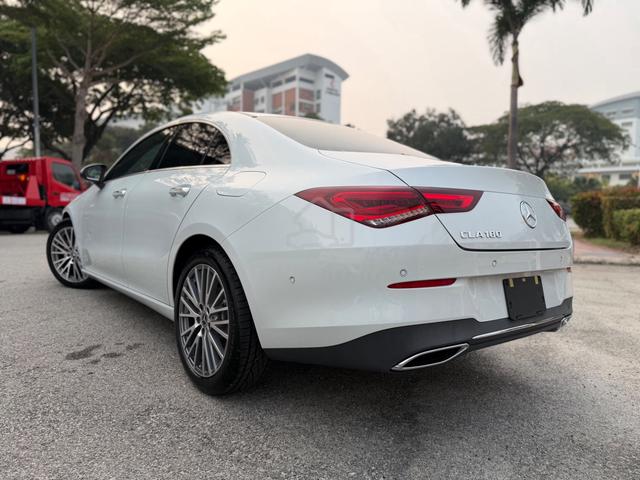 2021 Mercedes Benz CLA180 1.3 (A) PREMIUM UNREG - 2