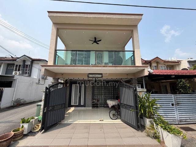 Fully Renovated Facing Open 2 Storey Terrace Taman Puchong Utama 1
