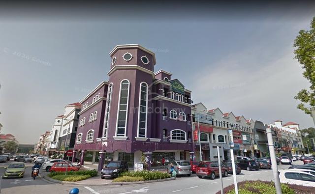 Ground Floor Shoplot For Rent @ Kota Damansara [ Facing Main Road ] 1