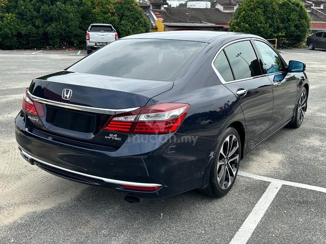 2017 Honda ACCORD 2.4 FACELIFT ✅ 78k KM Mileage ✅ - 5