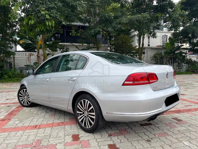 11/12 Volkswagen PASSAT 1.8 TSI (CBU) (A) 1 OWNER - 2