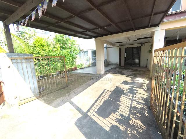 [RENOVATED] Double Storey Bandar Tasik Puteri, Rawang 1