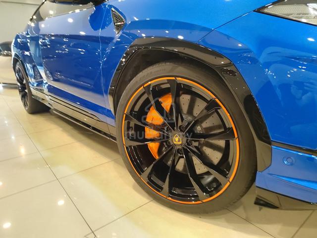 2023 Lamborghini URUS (S) 4.0 UK Spec 10k-Miles - 3