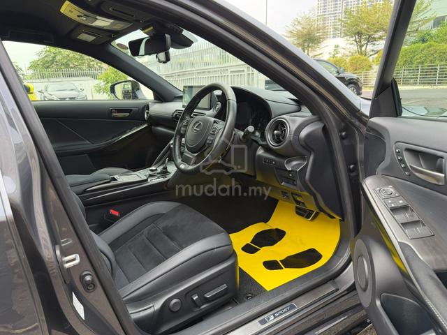 2023 Lexus IS300 2.0 F-SPORT MODE BLACK III 10K KM - 5
