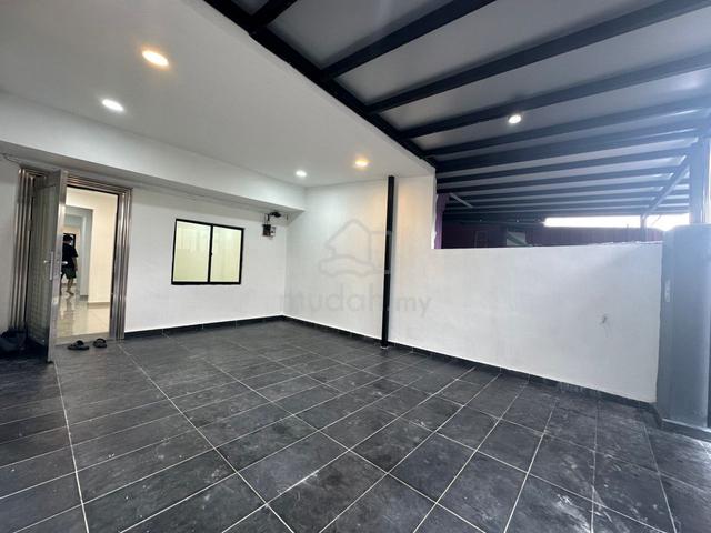 Taman Nora 2-Storey Low Cost Newly Full Renovated @ Ulu Tiram 1