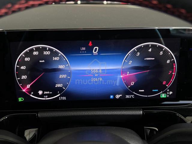 Mercedes Benz GLA-CLASS 2.0 250 AMG GLA250 10K MIL - 3