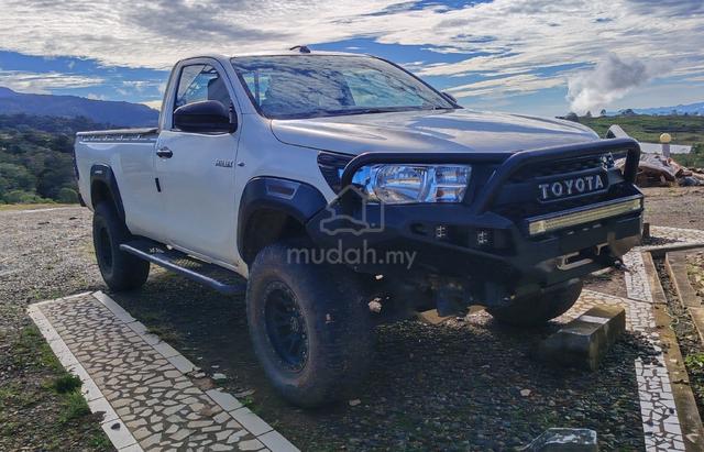 2020 Toyota HILUX 2.4 MT MY17 AN120 FACELIFT (M) - 1