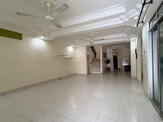 Fully renovated Jalan Harmoni 4 taman nusa damai pasir gudang 1