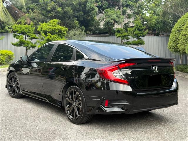 2019 Honda CIVIC 1.8 S Full Modulo Bodykit LikeNew - 5